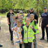 Альбом: Безпека понад усе!  Учні 1 класу Запорізької початкової школи «Еврика», мали надзвичайно важливу зустріч — бесіду на якій відбулися навчальні евакуації, організовані ювенальними поліцейськими спільно з рятувальниками. 
