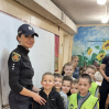 Альбом: Безпека понад усе!  Учні 1 класу Запорізької початкової школи «Еврика», мали надзвичайно важливу зустріч — бесіду на якій відбулися навчальні евакуації, організовані ювенальними поліцейськими спільно з рятувальниками. 