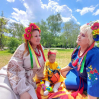Альбом: З Днем Родини!  Дорогі учні та шановні батьки! Щиро вітаємо вас з чудовим святом – Днем родини!  Це особливий день, коли ми ще раз згадуємо, наскільки важливі тепло, любов і підтримка найдорожчих людей. 