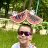 Альбом: Дорогі мої першокласники!  Ось і настав цей урочистий день – Останній дзвоник! Здається, зовсім нещодавно ви, такі маленькі та несміливі, вперше переступили поріг нашої школи.  Ваші очі сяяли цікавістю, а серця були наповнені очікуванням чогось нового. І ось, промайнув цілий рік, і ви вже не ті безпорадні малюки, а справжні першовідкривачі знань!  