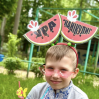 Альбом: Дорогі мої першокласники!  Ось і настав цей урочистий день – Останній дзвоник! Здається, зовсім нещодавно ви, такі маленькі та несміливі, вперше переступили поріг нашої школи.  Ваші очі сяяли цікавістю, а серця були наповнені очікуванням чогось нового. І ось, промайнув цілий рік, і ви вже не ті безпорадні малюки, а справжні першовідкривачі знань!  
